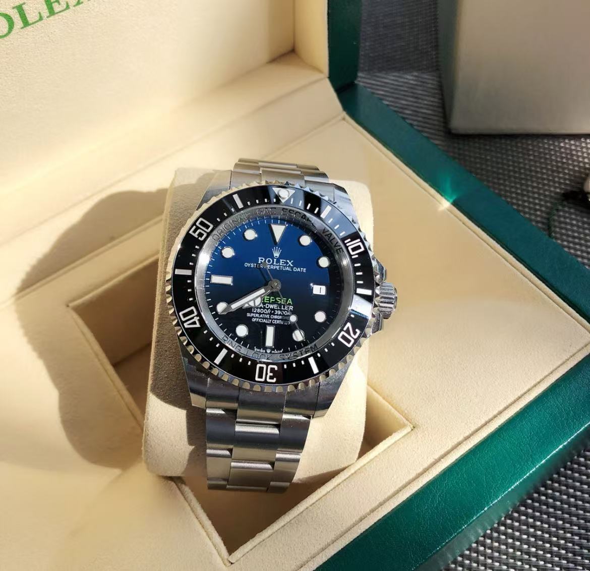 Deepsea Sea-Dweller gradient blue dial